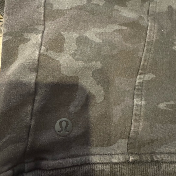 Lululemon Scuba Crew - Size 4 - Picture 6 of 6